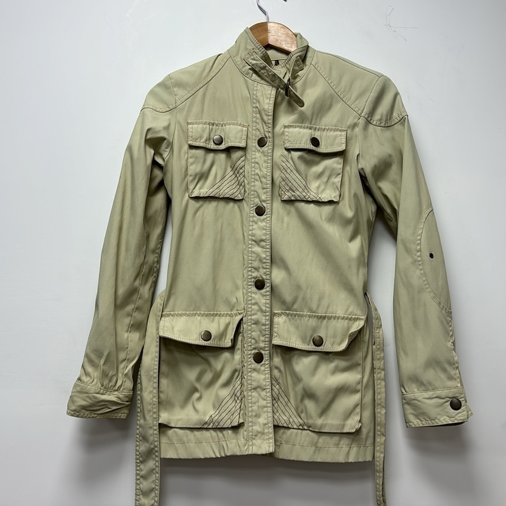 Kenneth Cole Trench Coat, Jacket & vests for Women size XS/TP beige color.